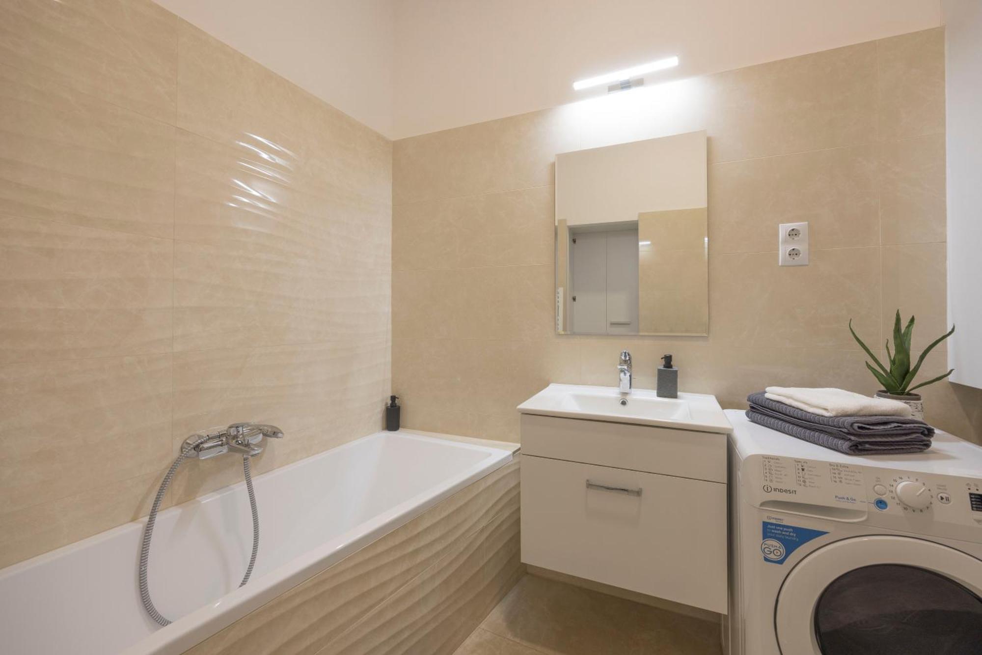 Majestic Dream Home In The Heart Of Budapest Luaran gambar